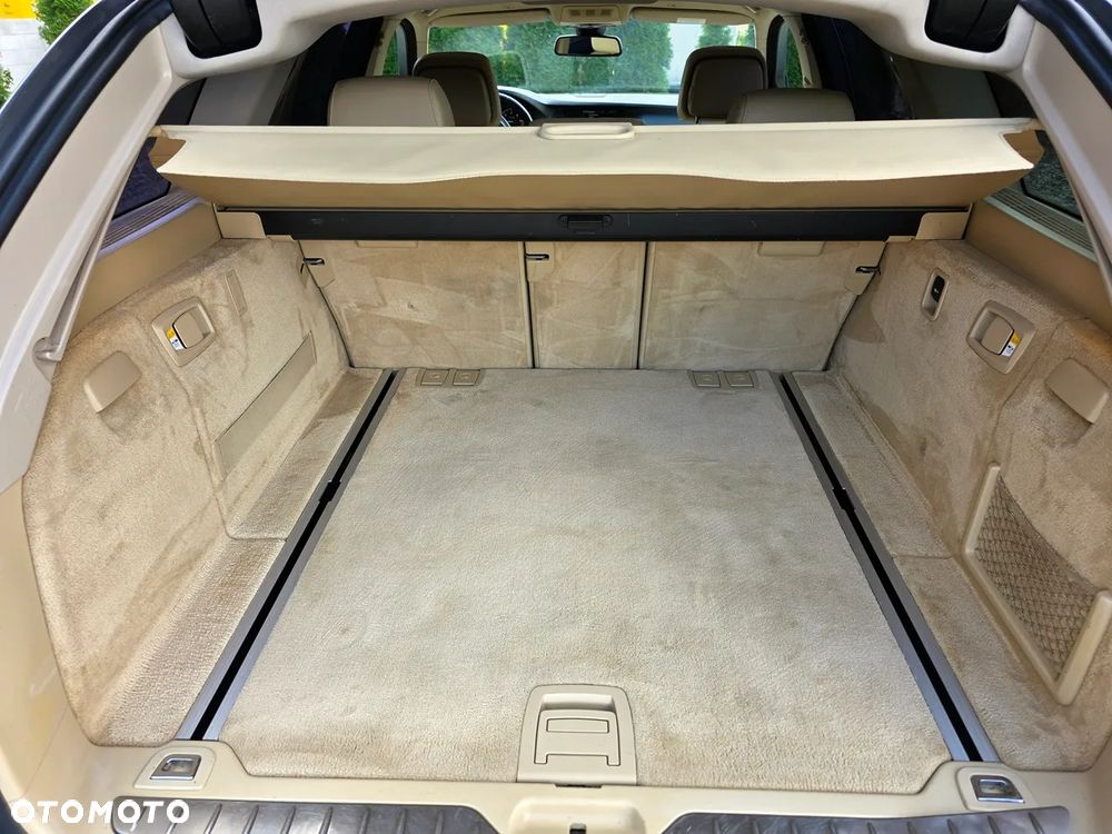 BMW Seria 5 520d - 30