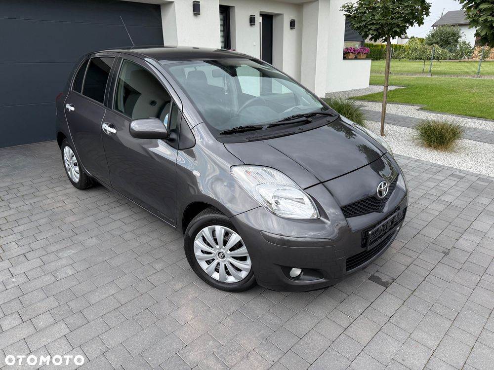 Toyota Yaris - 15