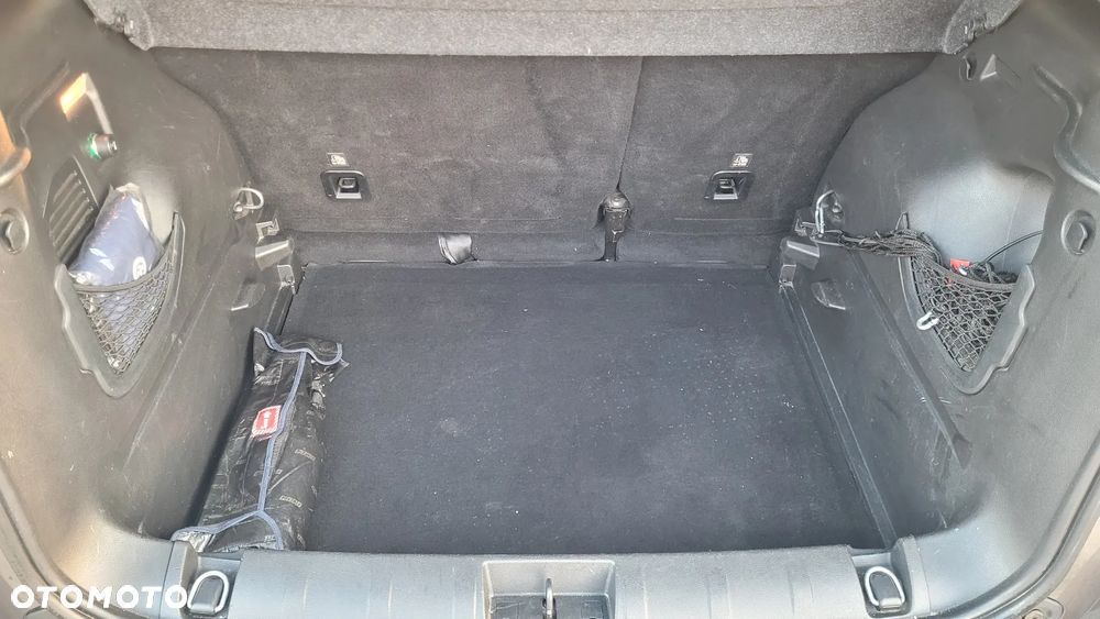 Jeep Renegade 1.6 E-TorQ Sport FWD - 19