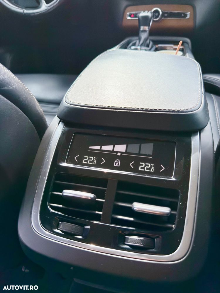 Volvo XC 90 D5 AWD Inscription - 9
