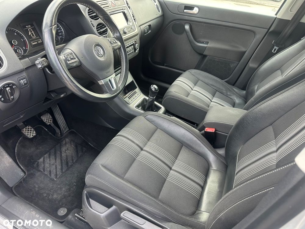 Volkswagen Golf Plus 2.0 TDI DPF MATCH - 11