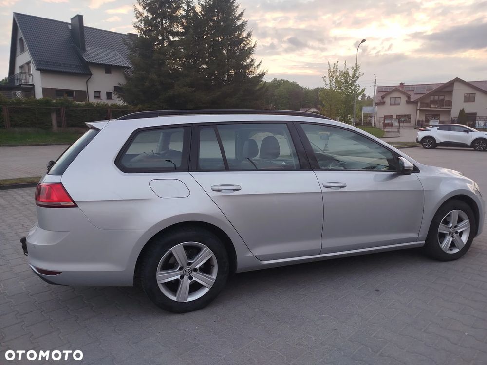 Volkswagen Golf - 18