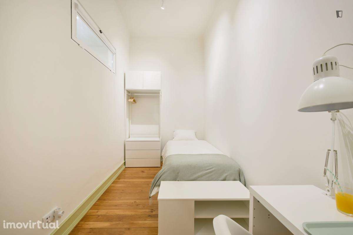 Quarto - localizado em Alcântara Lisbon - Grande imagem: 2/24