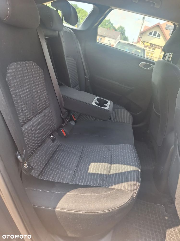 Kia Ceed 1.5 T-GDI M - 19
