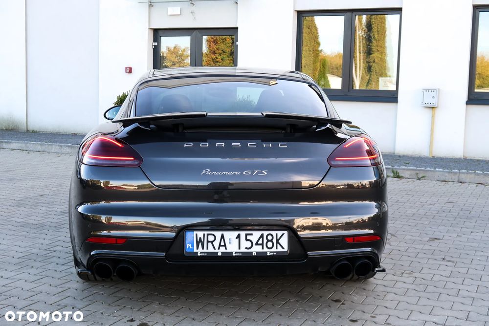 Porsche Panamera GTS - 18
