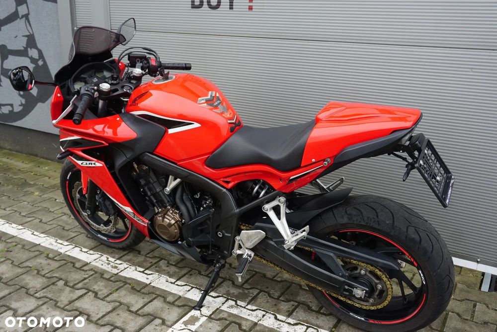 Honda CBR - 13