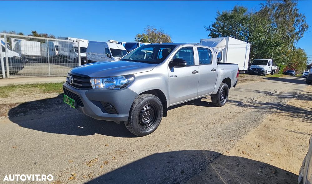 Toyota Hilux 4x4 Double Cab M/T Comfort - 1
