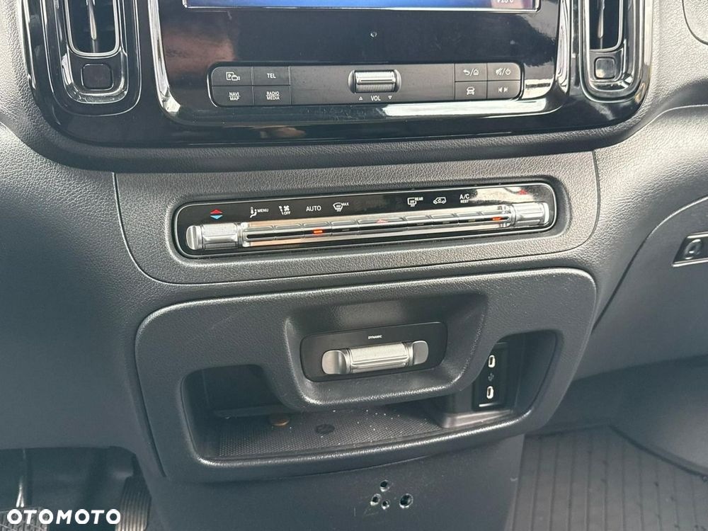 Mercedes-Benz Vito - 30