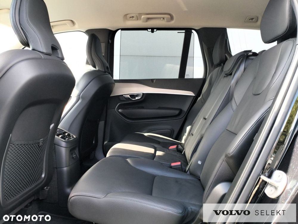 Volvo XC 90 - 12