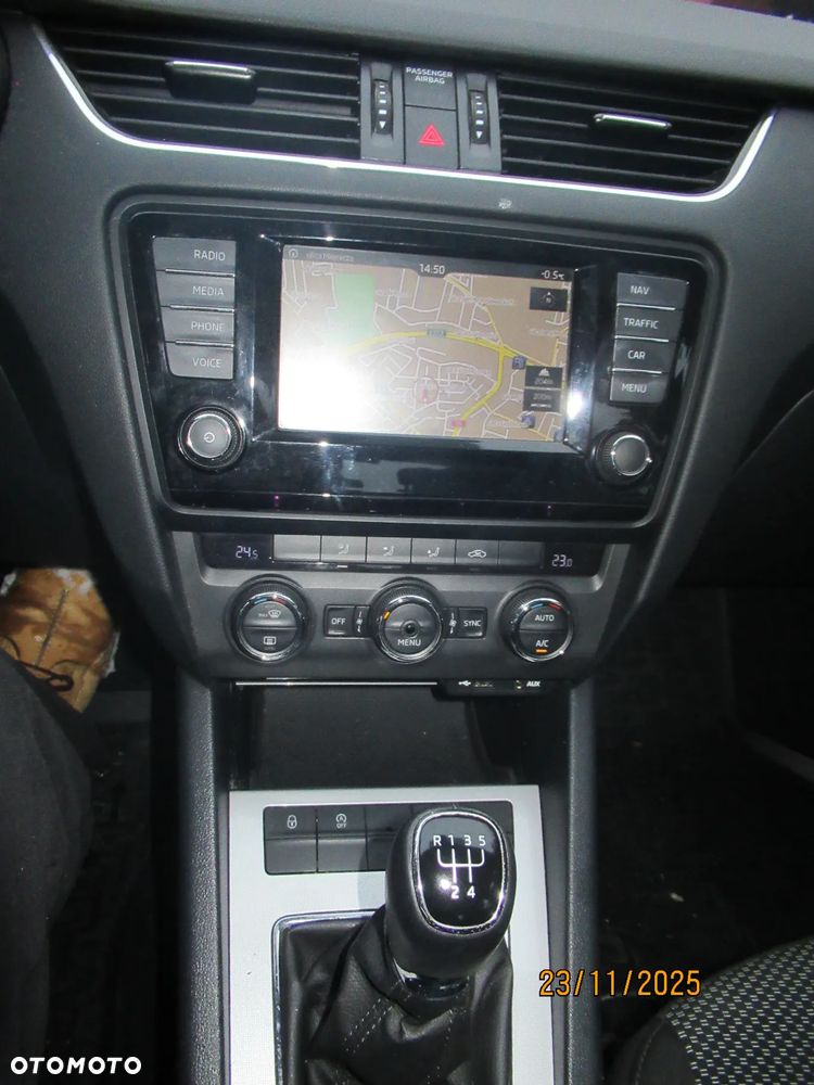 Skoda Octavia 1.6 TDI Ambition - 13