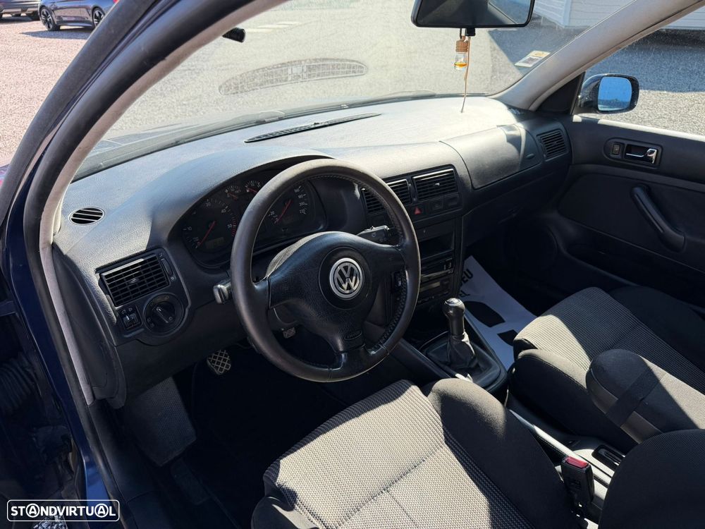 VW Golf 1.9 TDi Highline - 6