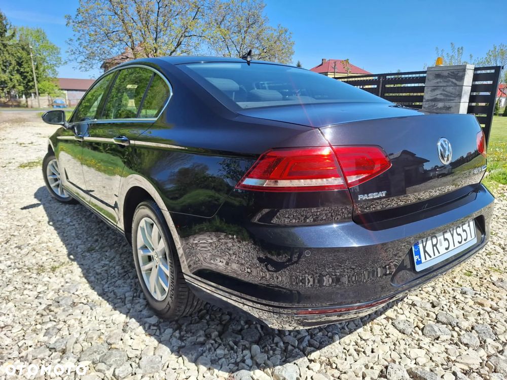 Volkswagen Passat 2.0 TDI BMT Comfortline - 5