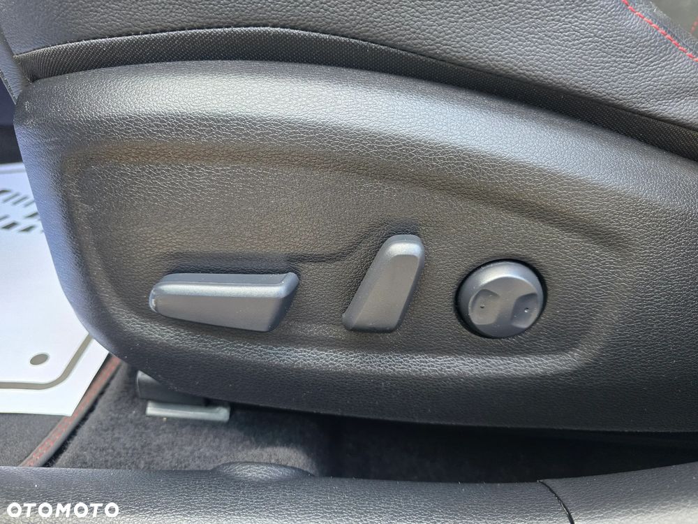 Kia ProCeed 1.6 T-GDI DCT7 OPF GT - 22