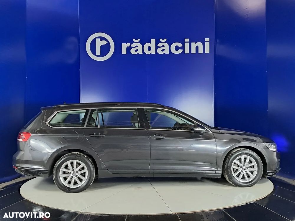 Volkswagen Passat - 5