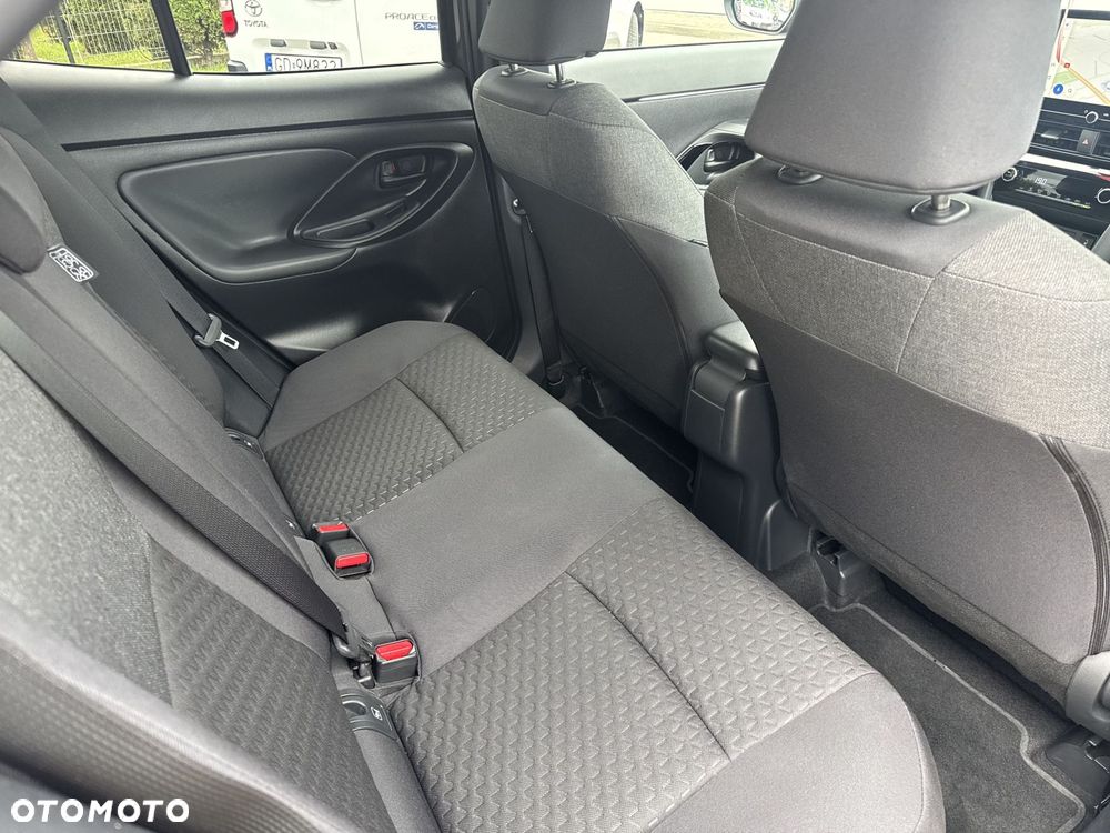 Toyota Yaris Cross Hybrid 1.5 Style - 17