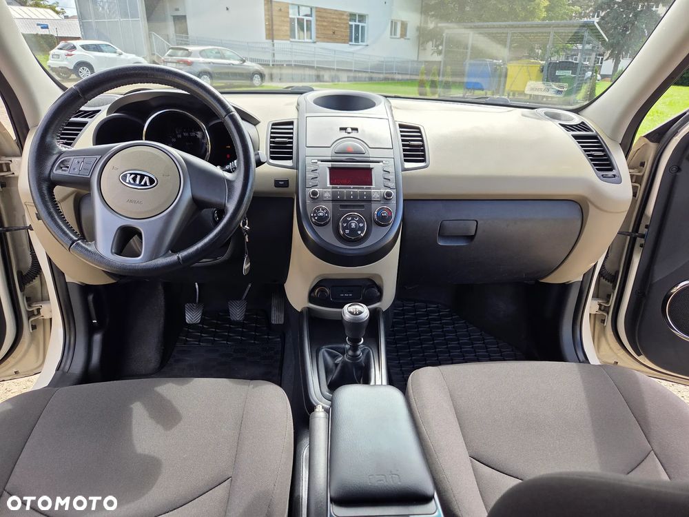 Kia Soul 1.6 L EU5 - 7