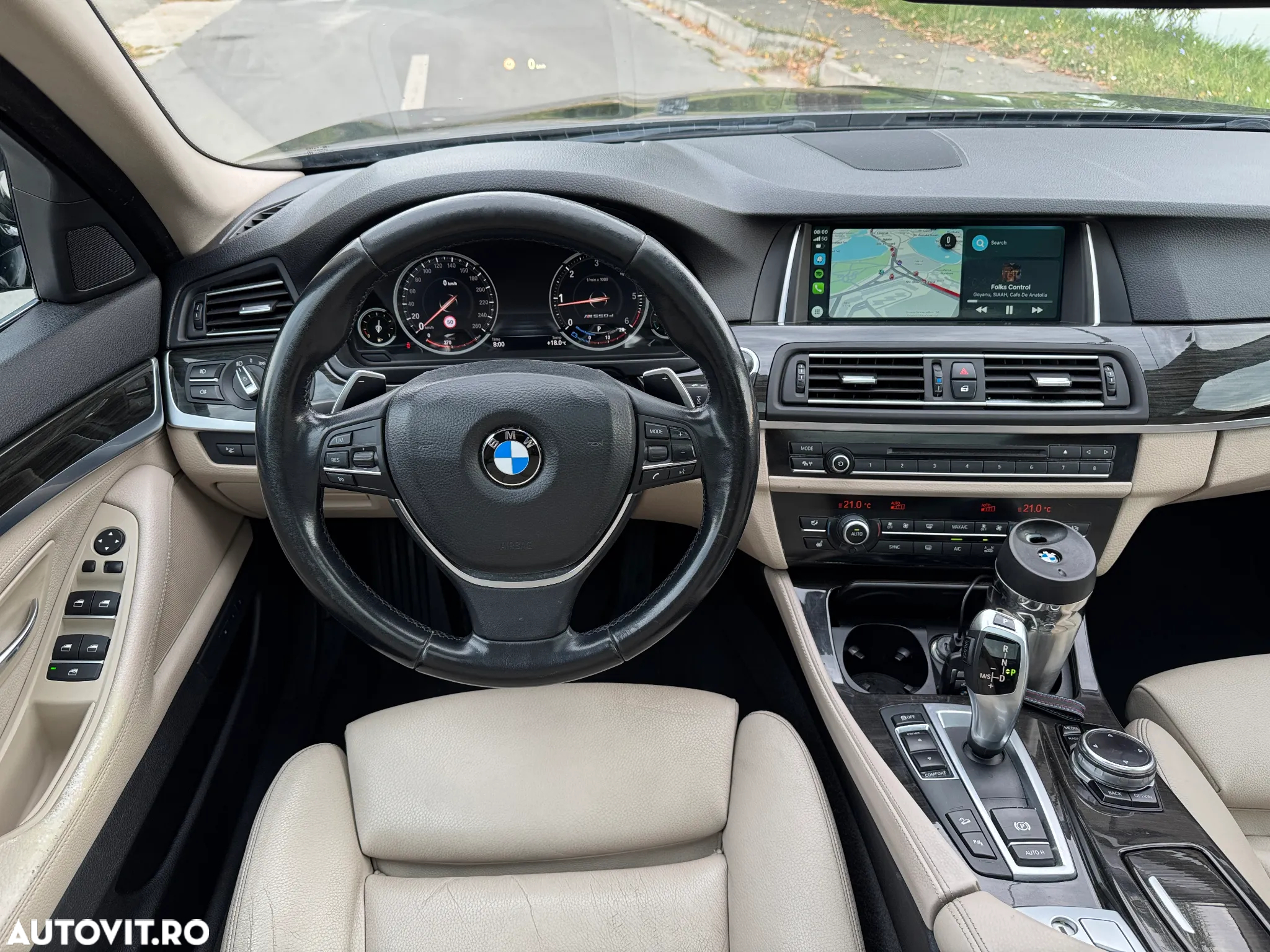 BMW Seria 5 520d xDrive - 12