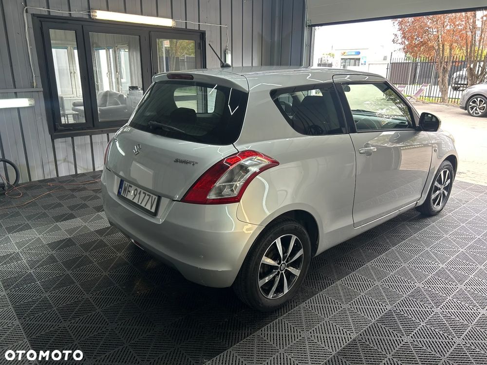 Suzuki Swift 1.2 Club - 5