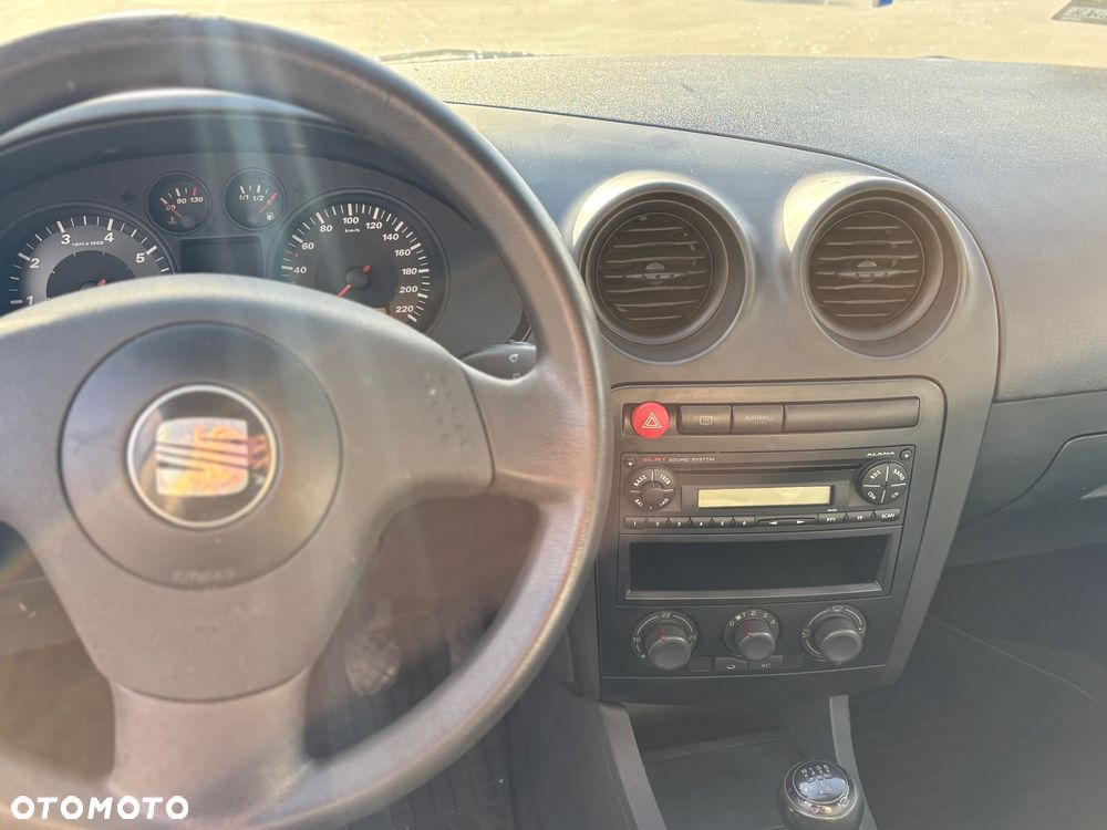Seat Ibiza 1.4 16V Stella - 8