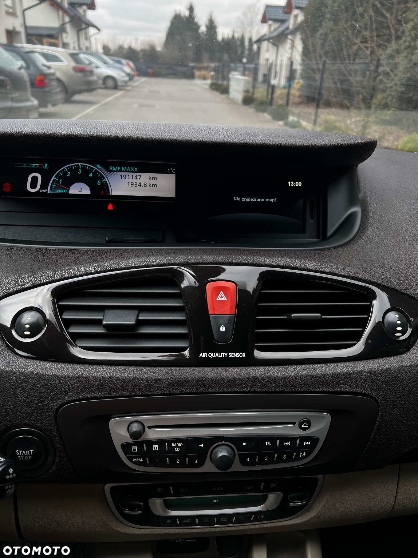Renault Scenic - 31