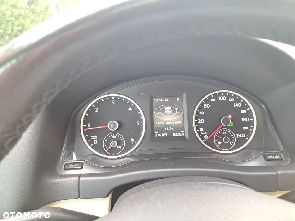 Volkswagen Tiguan - 16