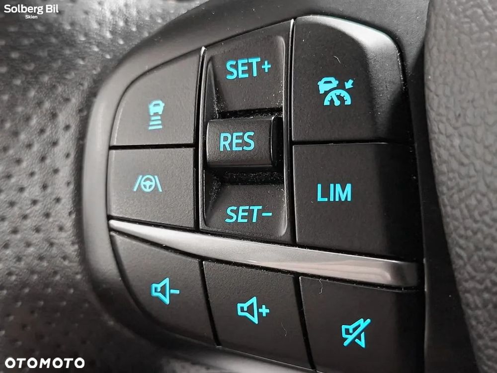 Ford Kuga 2.5 Duratec PHEV ST-LINE - 25