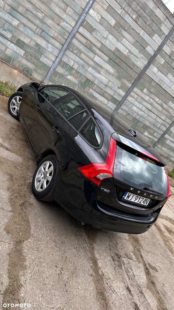 Volvo V60 D2 Geartronic Powershift Kinetic - 40