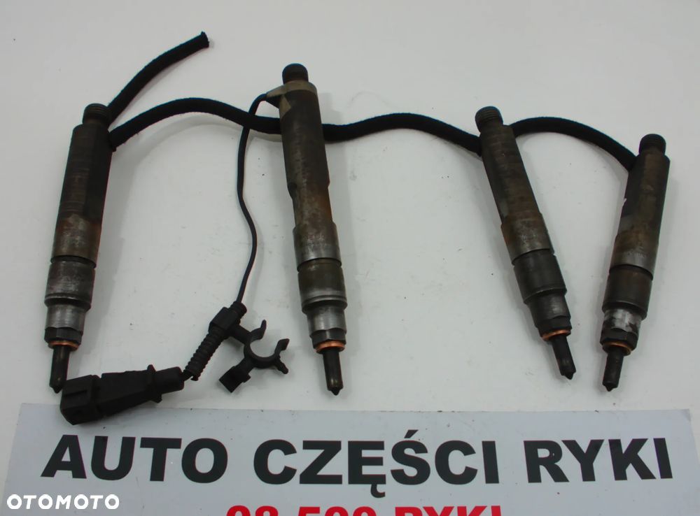 VW Seat Audi 1.9 tdi  Wtryskiwacz paliwa 038130202B - 4