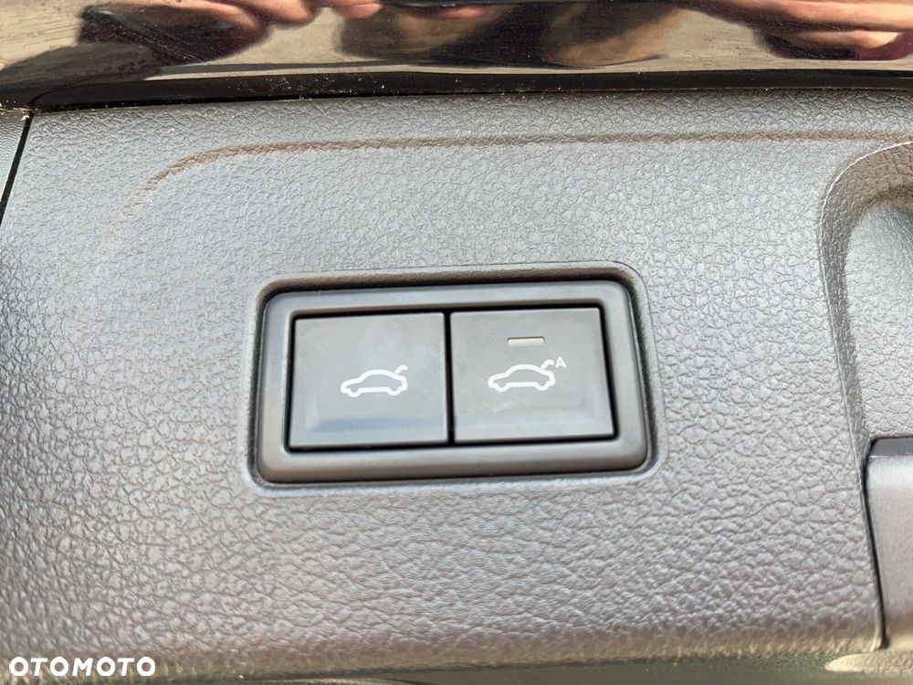 Volkswagen Passat Variant 2.0 TDI Business DSG - 20