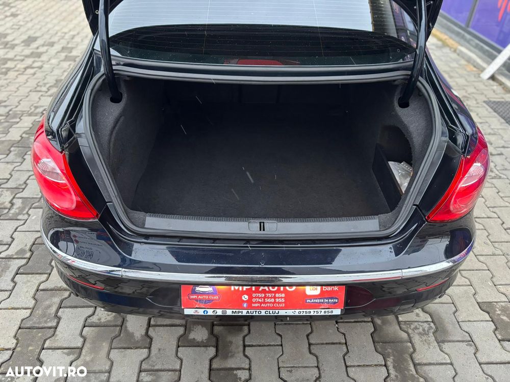 Volkswagen Passat 2.0 TDI DPF DSG 4Motion Comfortline - 11