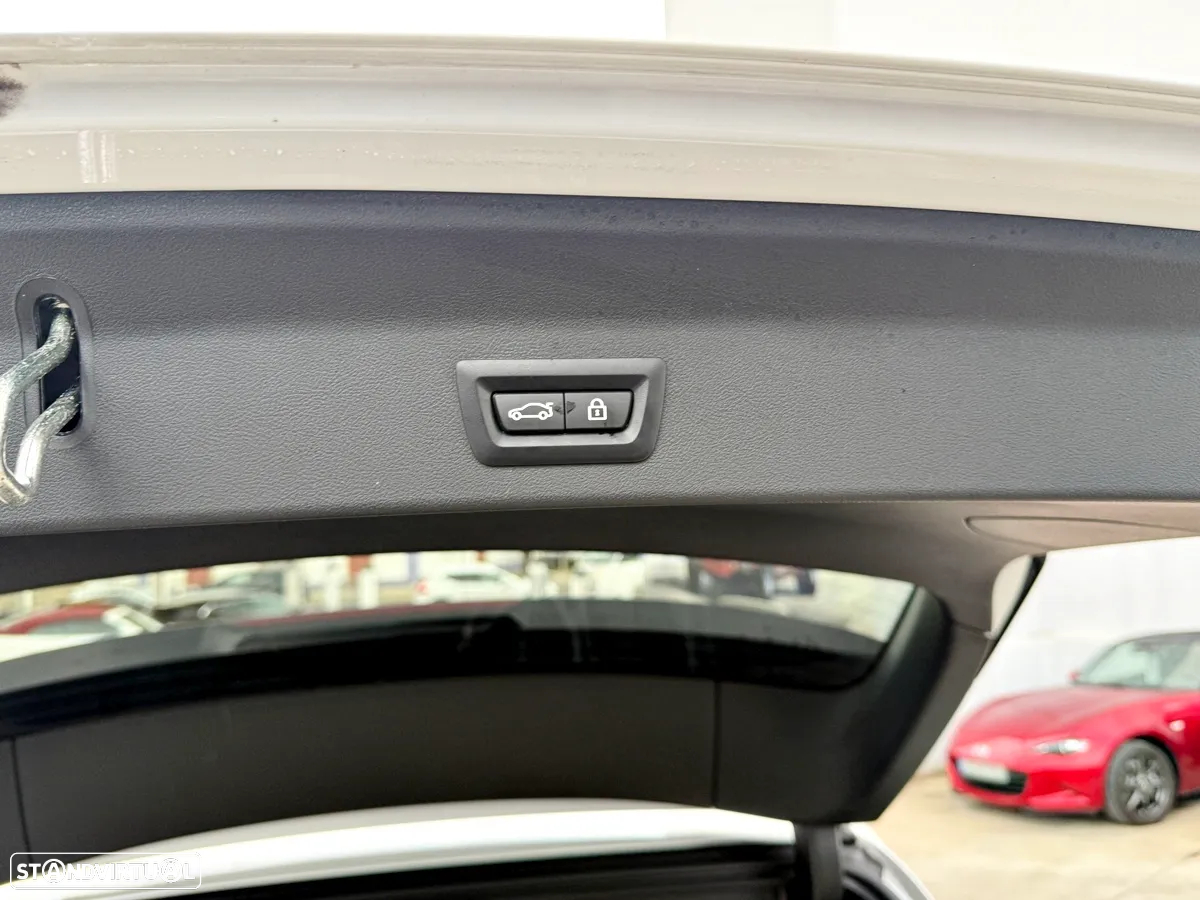 BMW iX3 Inspiring - 39