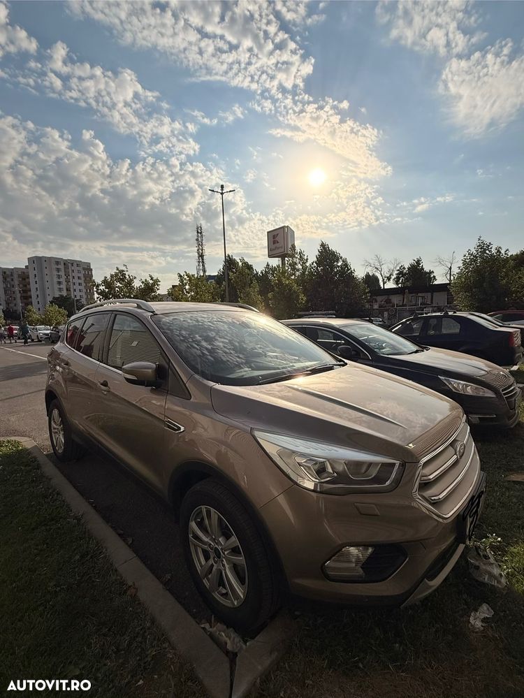 FORD Kuga