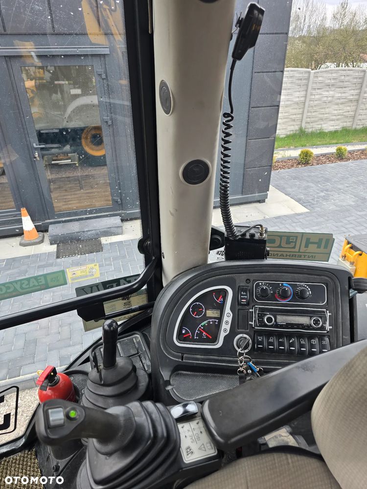 JCB - 5