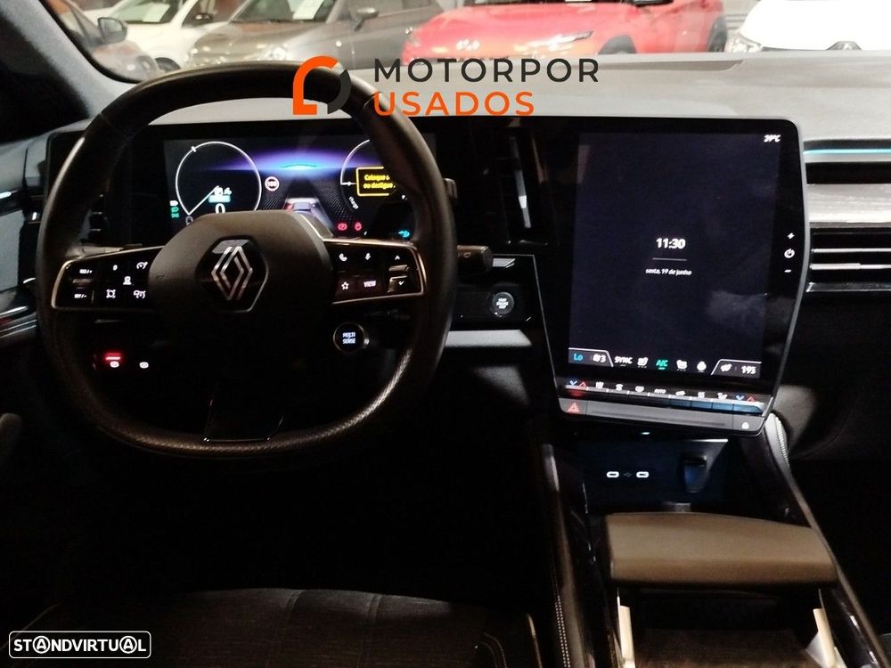 Renault Austral 1.2 E-Tech Iconic - 8