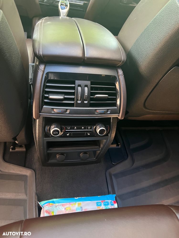 BMW X5 M M50d Sport-Aut. - 24