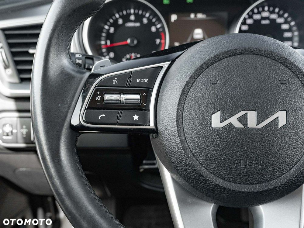 Kia Ceed 1.5 T-GDI M DCT - 16