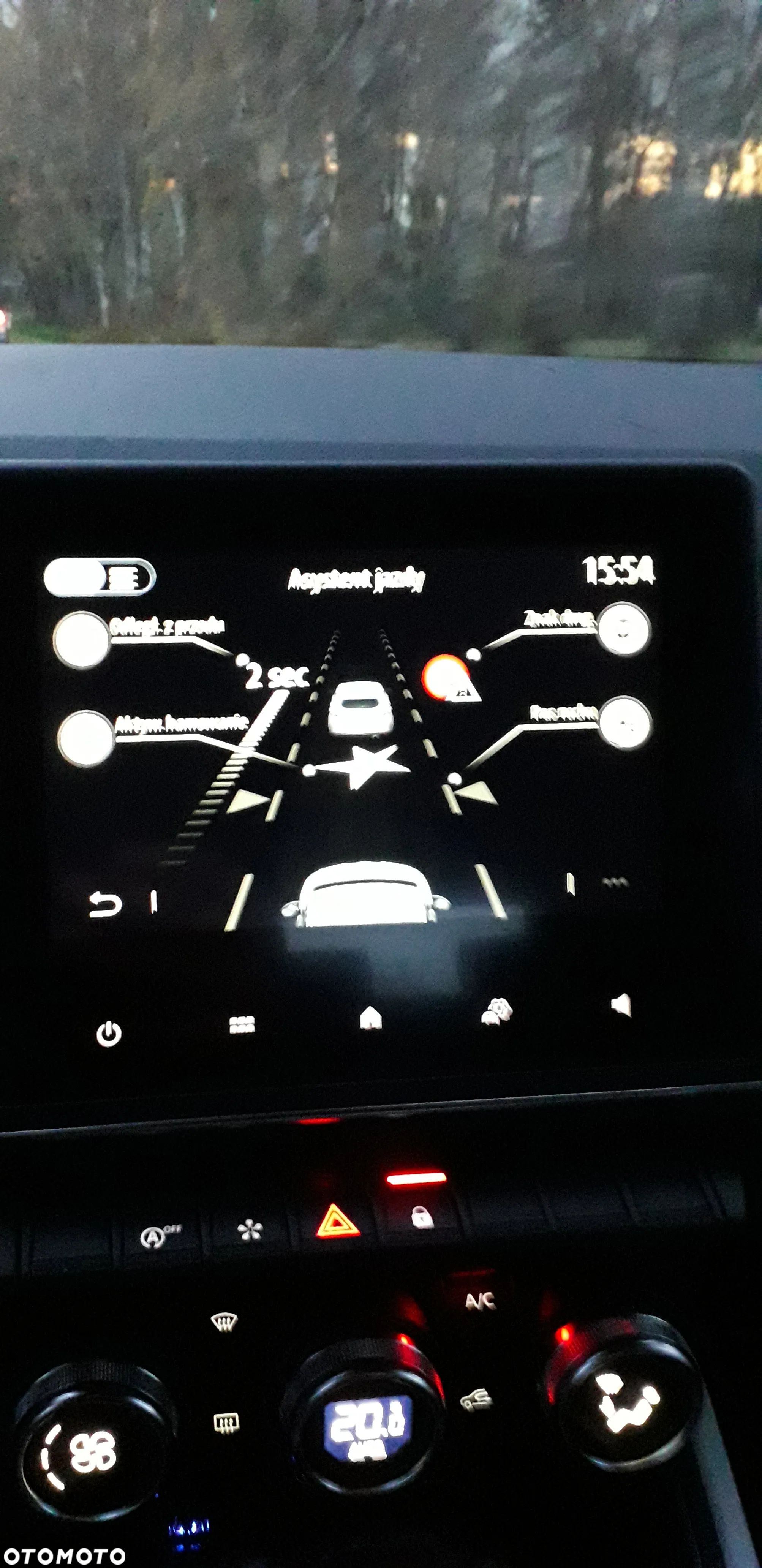 Renault Clio TCe 90 TECHNO - 9