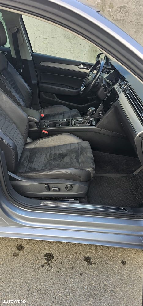 Volkswagen Passat 2.0 TDI SCR DSG Comfortline - 10