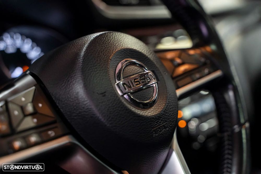 Nissan Qashqai 1.3 DIG-T N-Connecta J18 - 5