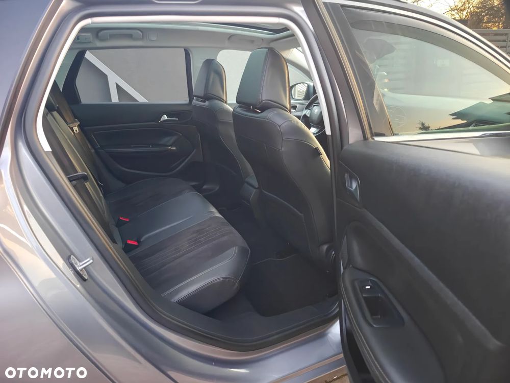 Peugeot 308 e-HDi FAP 115 Stop&Start EGS6 Business Line Niveau 1 - 17