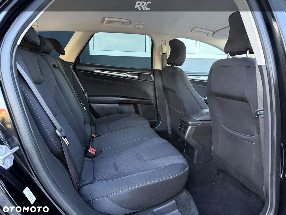 Ford Mondeo 2.0 TDCi Titanium PowerShift - 27
