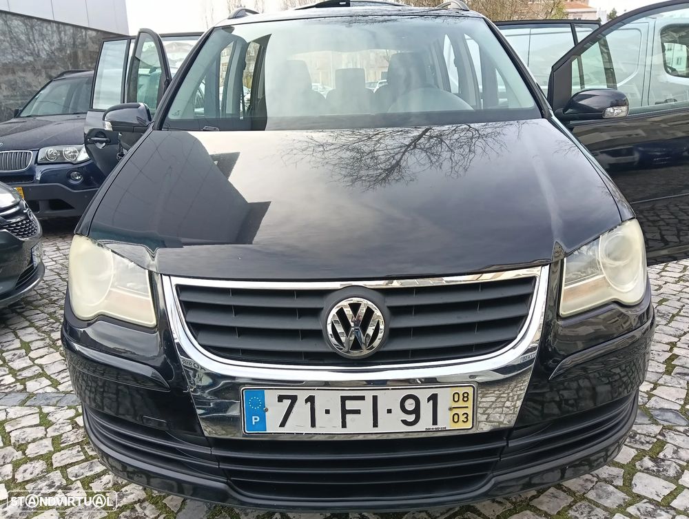 VW Touran 1.9 TDi Highline EC 7L - 6