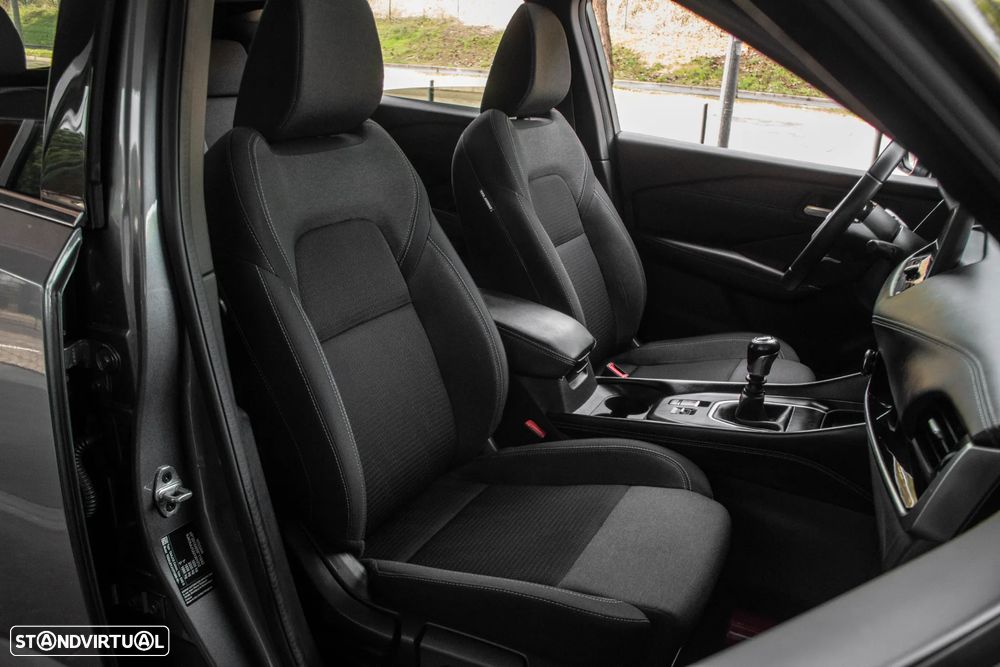 Nissan Qashqai 1.3 DIG-T MHEV N-Connecta - 27