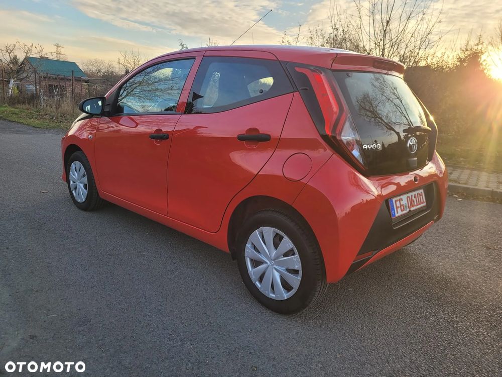 Toyota Aygo - 16