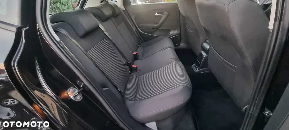 Volkswagen Polo 1.4 16V Comfortline - 31