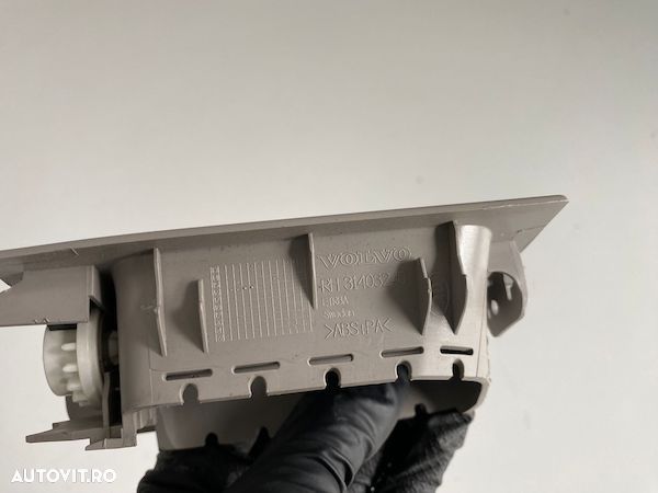 Ornament grila ventilatie aer dreapta VOLVO XC60 2018+ 31403240 - 2