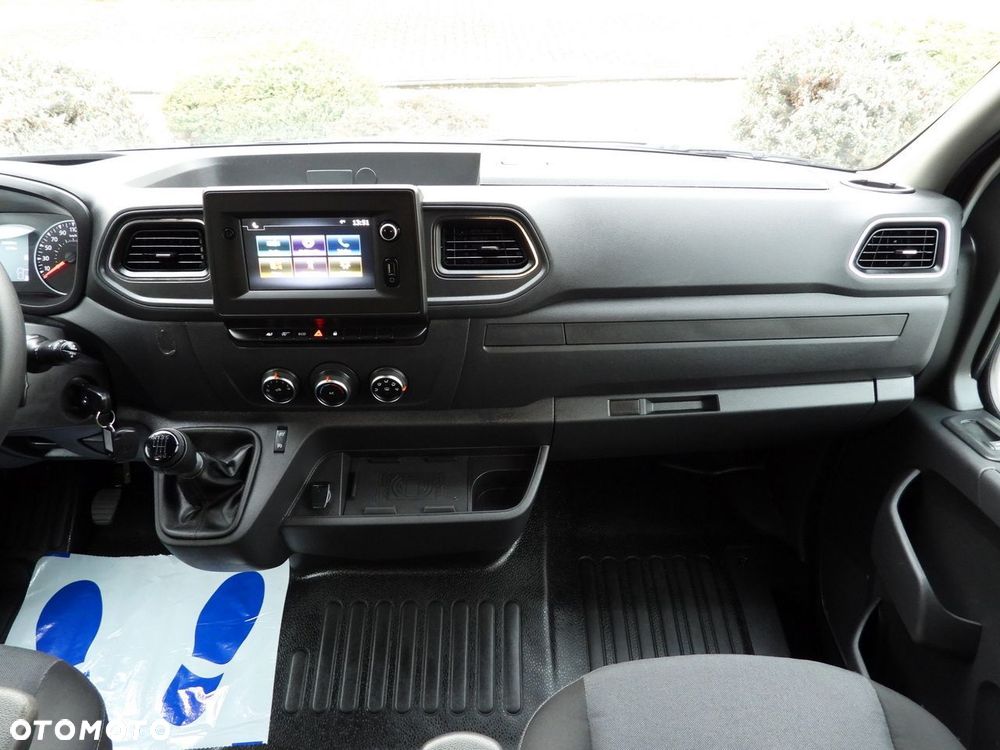 Renault MASTER PLANDEKA 8 PALET TEMPOMAT NAWIGACJA LEDY PNEUMATYKA KLIMATYZACJA  165KM - 27