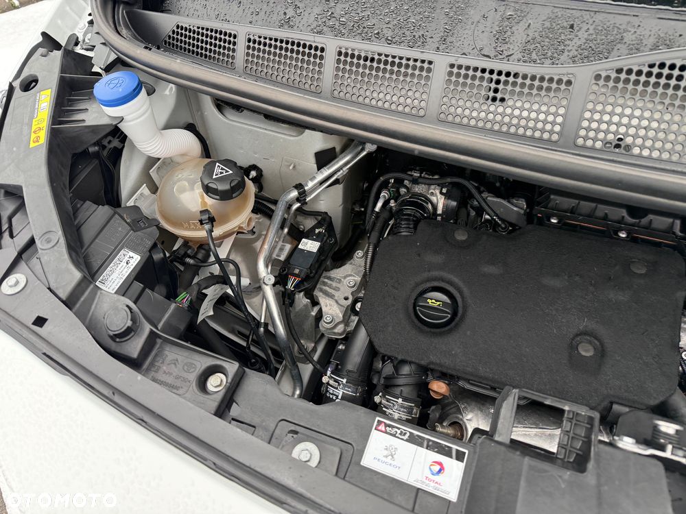 Peugeot Expert Kombi Standard 2,8t - 30