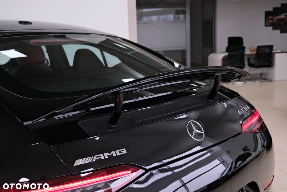 Mercedes-Benz AMG GT 63 4Matic+ Speedshift MCT 9G - 16