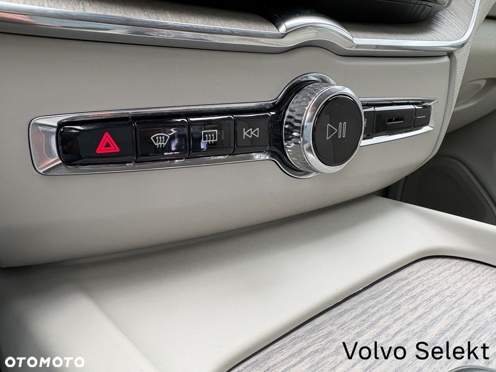 Volvo XC 60 - 18